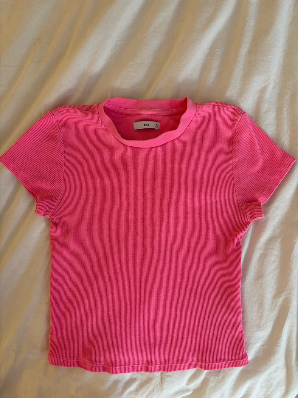 Aritzia TNA - Cropped Ribbed T-shirt